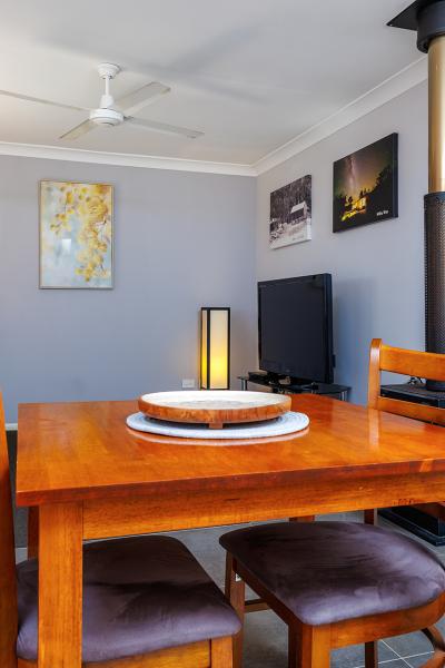 Stargazers Escape Stanthorpe Luna Cabin 4 Fhd Stargazers Escape Stanthorpe Luna Cabin 4 Fhd